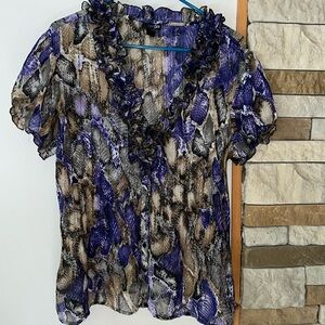 East 5th Size XL Multi-Colored Cap Sleeved Button Down Blouse.